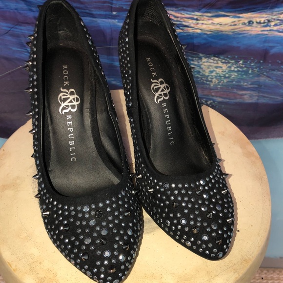 Rock n Republic Studded and Spiked Dress Pump - Picture 2 of 6